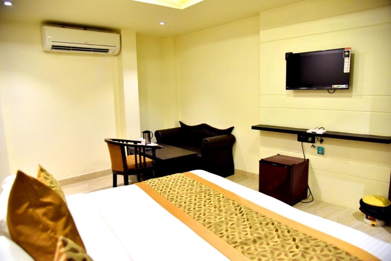 Hotel Vinayak Lucknow Exterior foto